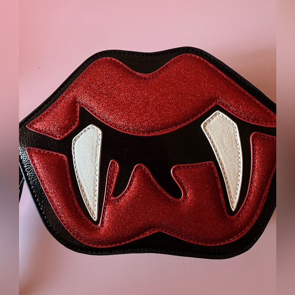 Vampire Bite Bag - image 2